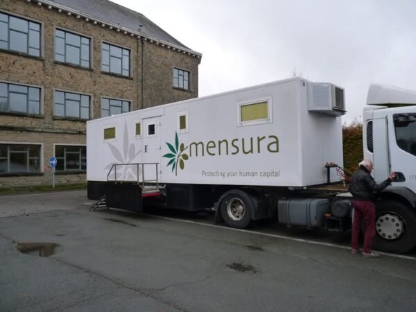 Achat camion de dentisterie à Mensura pour le Togo – Image 4