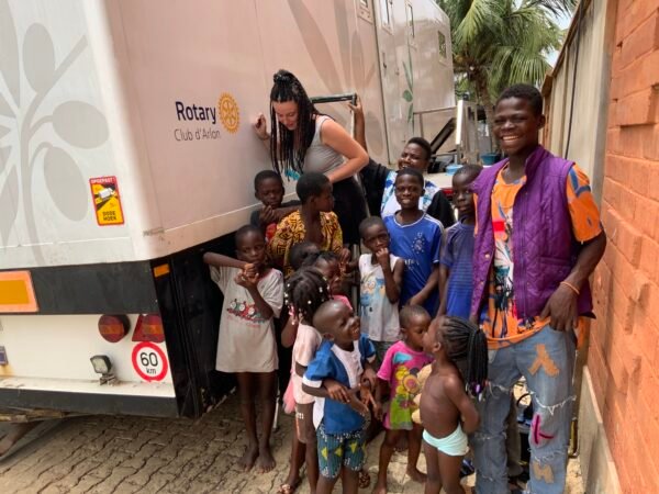Achat camion de dentisterie à Mensura pour le Togo – Image 19